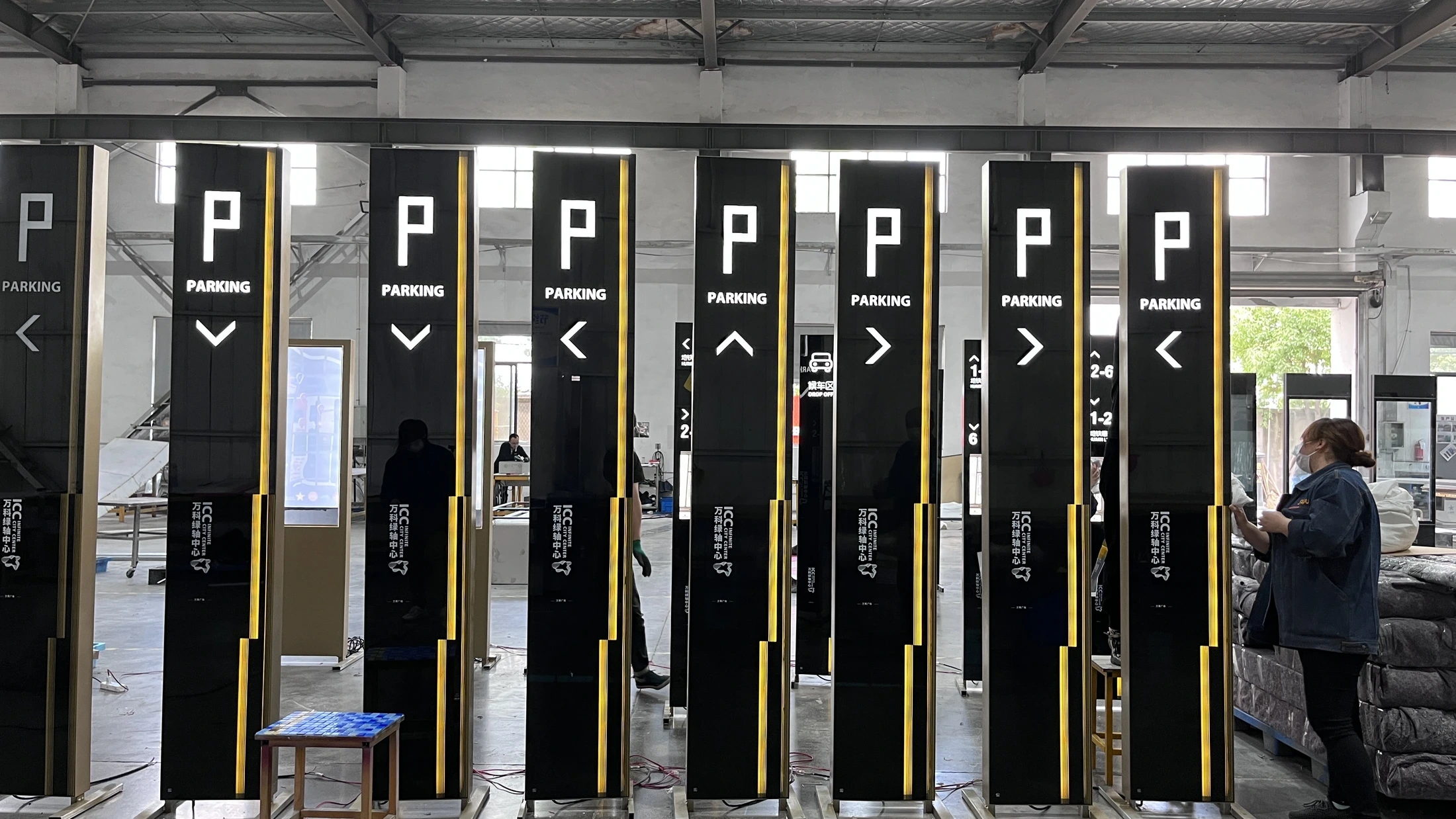 Vanke Glass Signage — project photograph