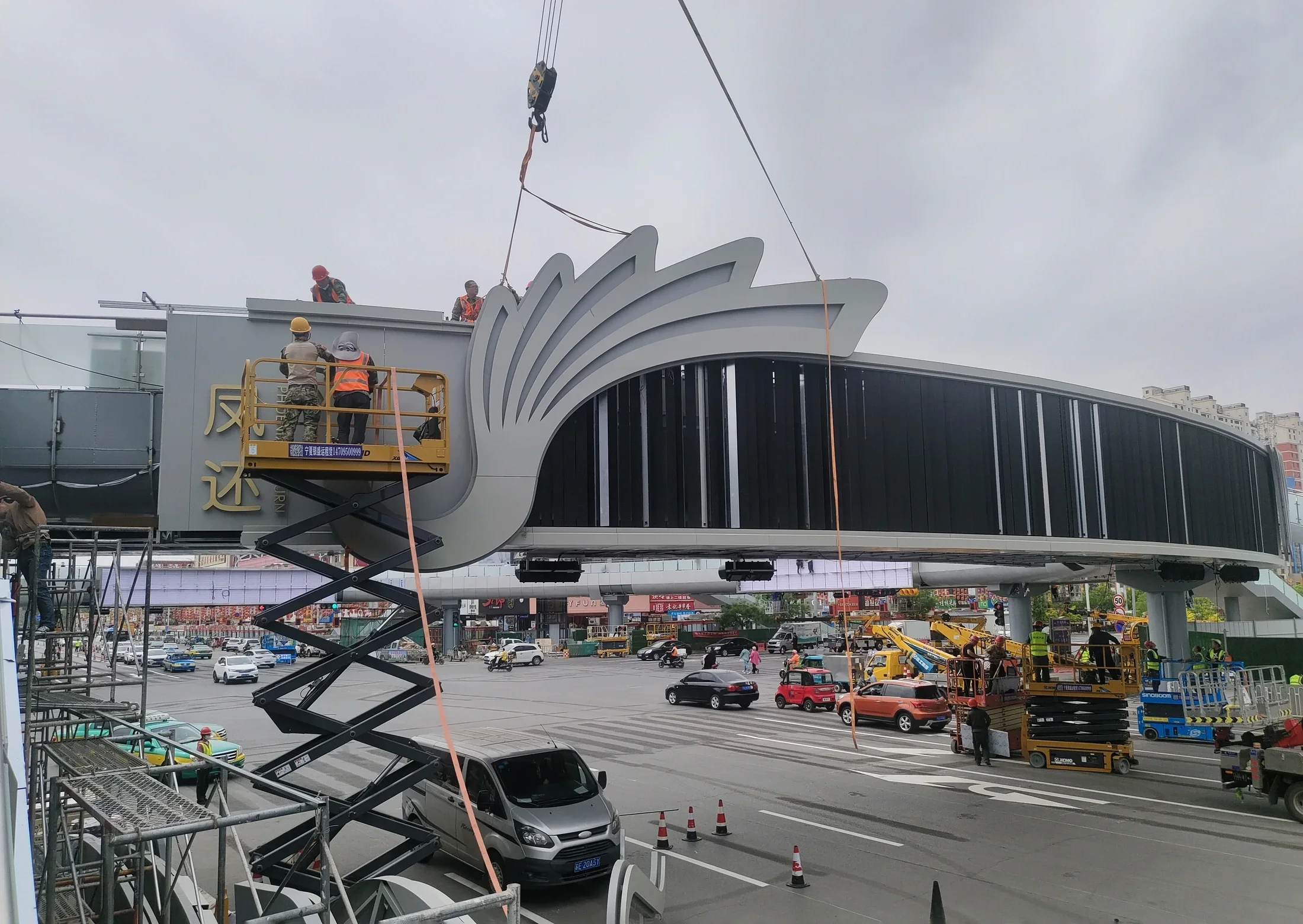 Fenghuan Bridge Sculptures — project photograph