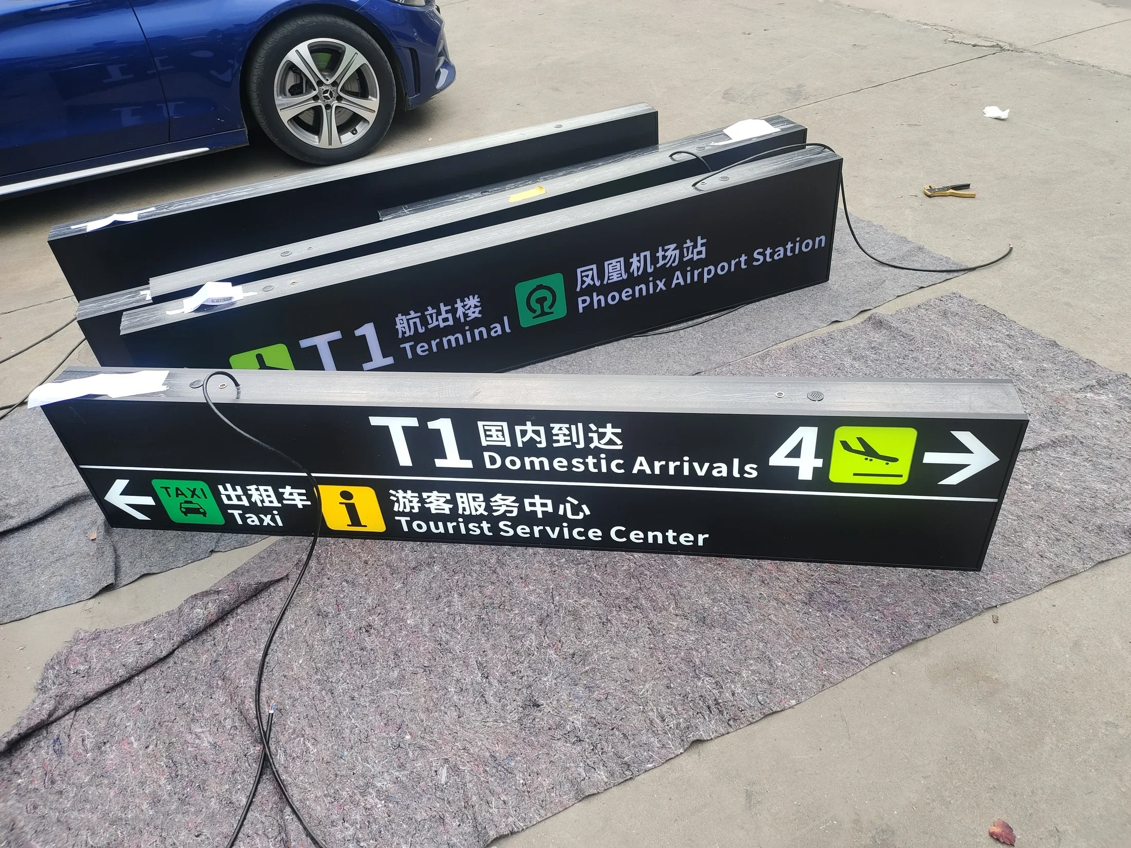Airport Wayfinding — project photograph