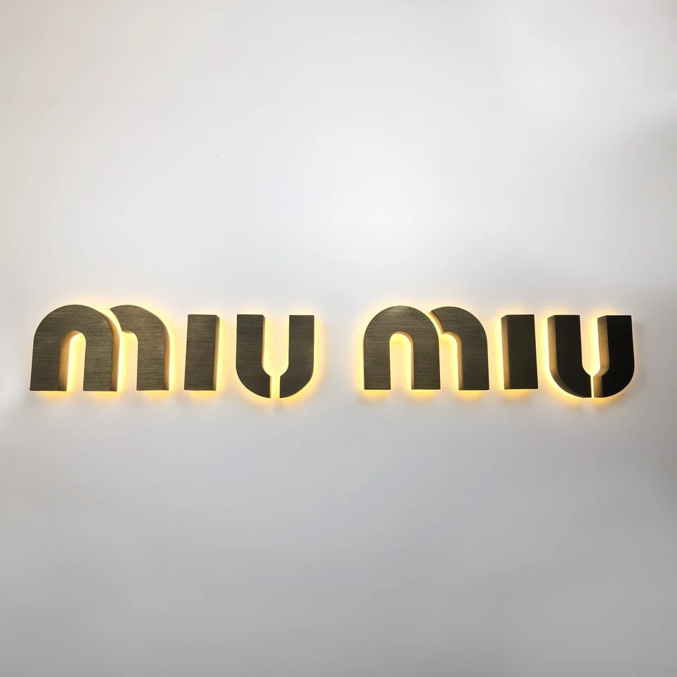 Signage Essentials sample 18